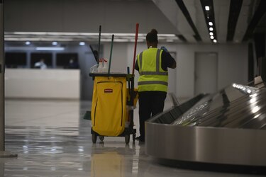Tocumen recibe 5 ofertas por contrato de aseo