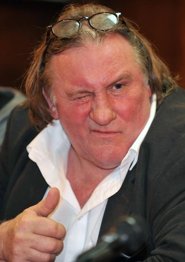 Depardieu estrena ciudadanía rusa construyendo casa cerca de Moscú