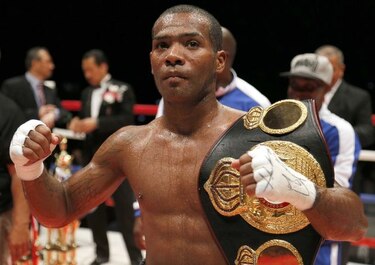 Dos panameños han perdido su corona de boxeo en la balanza