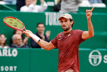 Vacherot hace historia y enfrentará a Alcaraz en MonteCarlo