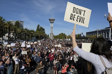 Miles de empleados de Google se manifiestan en el mundo contra el acoso sexual