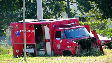 Bomberos requieren más ambulancias para emergencias