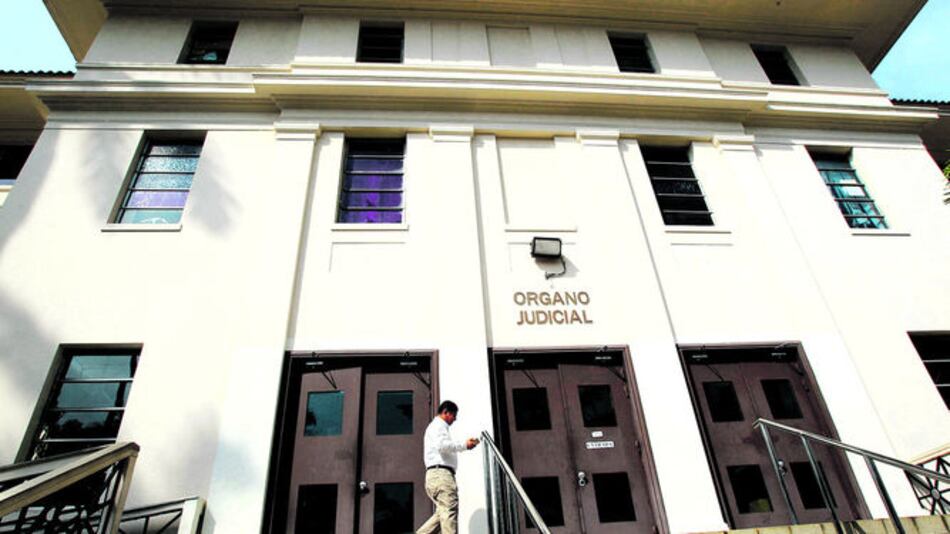Juzgado ordena comiso de cuentas a la madre de Adolfo ‘Chichi’ De Obarrio
