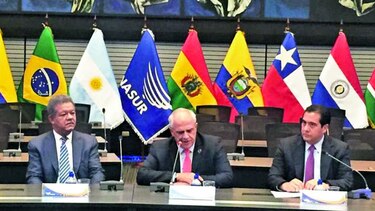 Fernández y Torrijos explican el diálogo