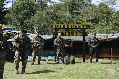 Clan del Golfo coloca minas antipersonales alrededor de bases binacionales en Darién, confirma ministro