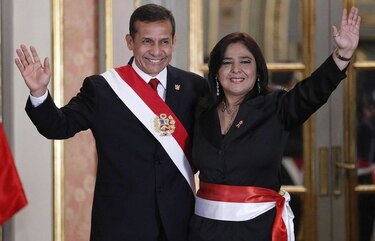 Perú investigará a Ollanta Humala y dos exministros por compra de satélite a Francia