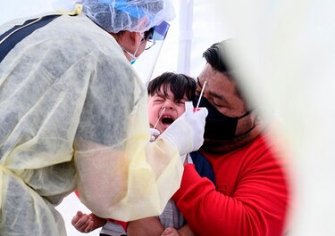 Niños pequeños son portadores de altos niveles de coronavirus, según nuevo estudio
