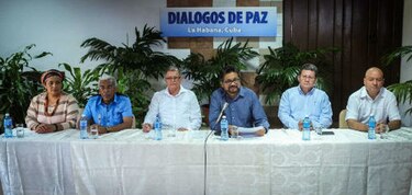Sigue controversia por presencia de jefes de las FARC en Colombia