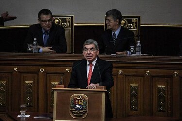 27 expresidentes piden a la OEA y a la Unión Europea mediar en crisis de Venezuela