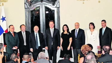 Con la renuncia de Stiglitz y Pieth,  queda 'desdibujado' el objetivo del comité, advierte TI Panamá