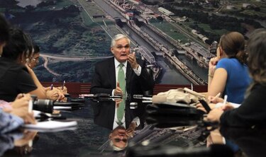 Se reúnen todas las partes implicadas en ampliación del canal de Panamá