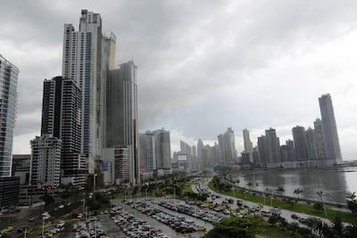 Superintendencia limita las comisiones bancarias: qué servicios ya no podrán cobrar los bancos