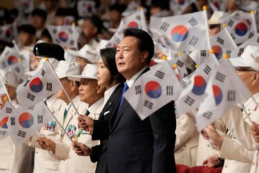Presidente de Corea del Sur  tacha de “anacrónicas” las últimas acciones de Pionyang en aniversario de la guerra