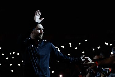 Maxi Rodríguez tuvo su colosal despedida en Rosario con Messi como invitado especial