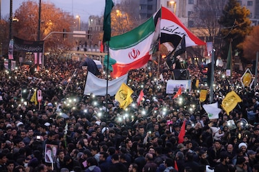 Marea humana en Irán para despedir a Qasem Soleimani