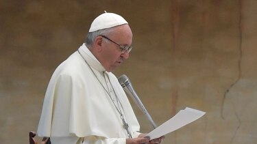 Papa Francisco repudia considerar 'mártires' a atacantes suicidas
