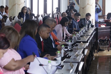 Ediles aprueban acuerdo para regular escala salarial y límites de remuneración