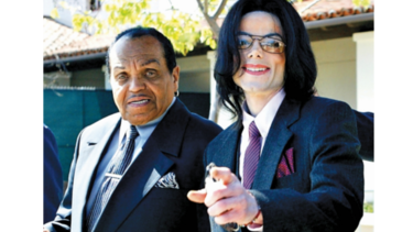 Patriarca de familia Jackson muere a los 89 años