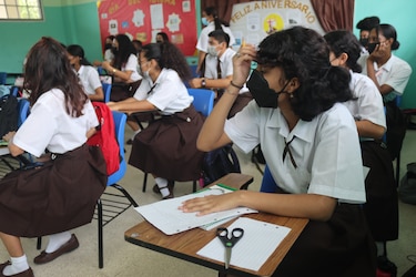 Unos 38,000 estudiantes se gradúan este año: Meduca
