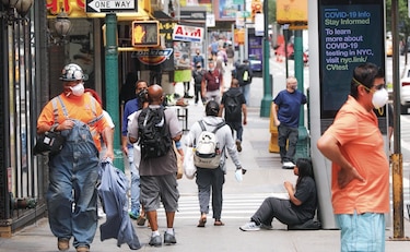 La creación de empleo se acelera en Estados Unidos