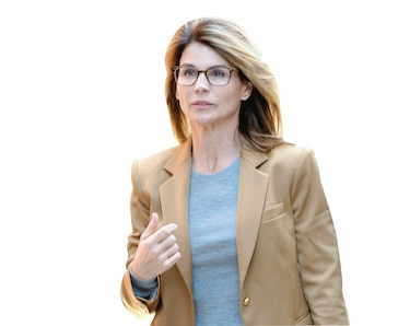 Lori Loughlin se declara culpable de sobornos 
