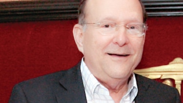 Colegio Americano de Cirujanos  distingue a doctor panameño   