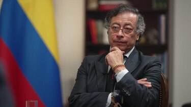 ‘Es simplemente un acto de tiranía de Estados Unidos lanzar misiles sobre aguas de soberanía extranjera’: Gustavo Petro, en entrevista con la BBC
