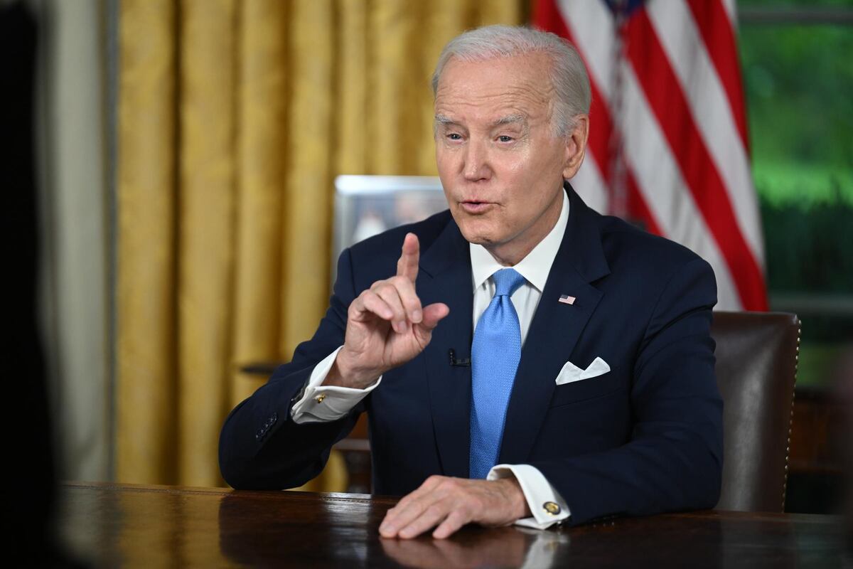 Biden firma el acuerdo para elevar el techo de deuda de Estados Unidos