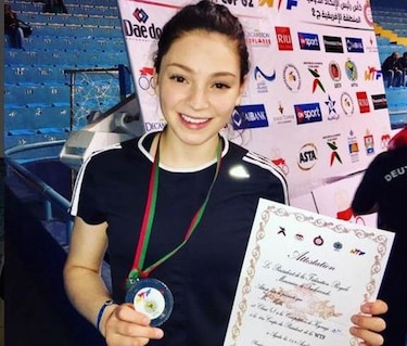 Carolena Carstens logra medalla de plata en Marruecos