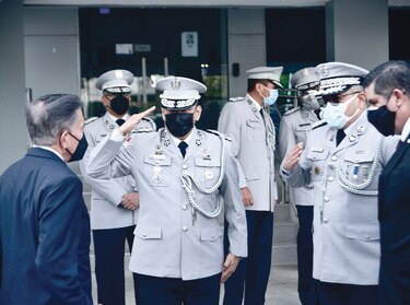 Se concreta el cambio de mando en la Policía Nacional