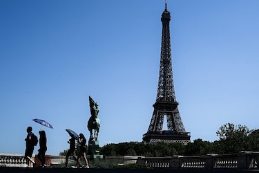 La Torre Eiffel, símbolo de Francia, reabre el 16 de diciembre