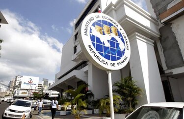 MEF pagará $23 mil para tener 'las plantas más bonitas'