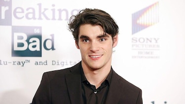 Muere a los 34 años RJ Mitte, el actor que daba vida al hijo de Walter White en la mítica serie ‘Breaking Bad’