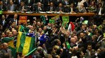 Diputados de Brasil votan a favor de juicio político contra Dilma Rousseff