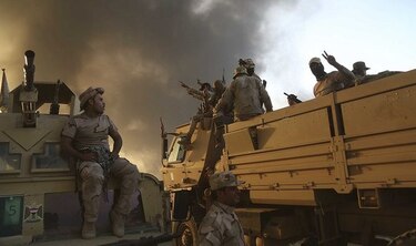 Fuerzas iraquíes detienen su avance hacia Mosul