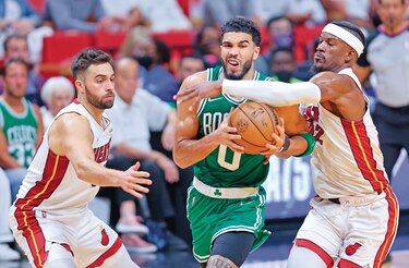 Celtics reciben al Heat para el tercer encuentro de su serie