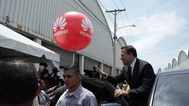 Varela no cree en reducir tasas
