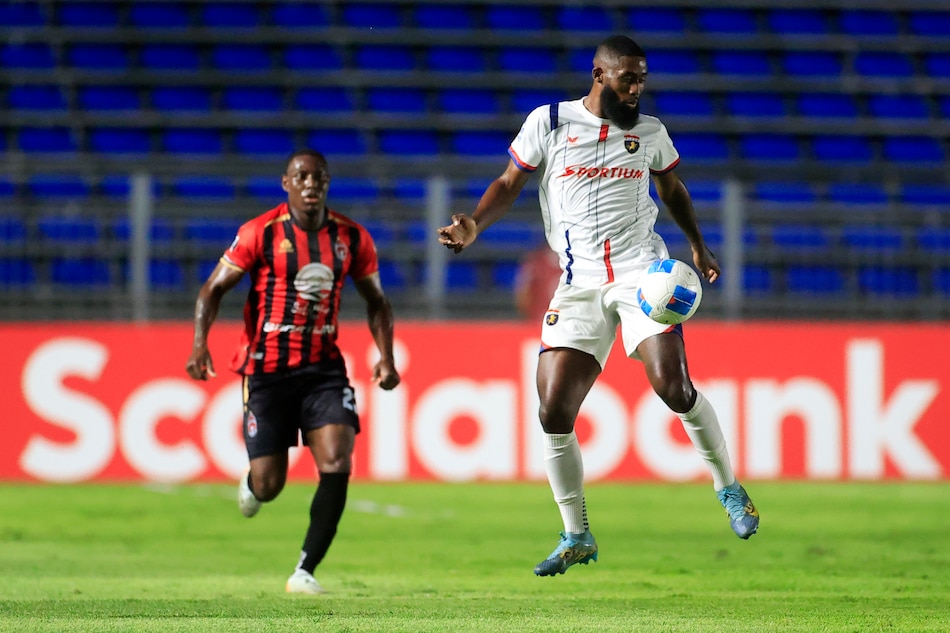 Everardo Rose apunta al fútbol ecuatoriano con Universidad Católica