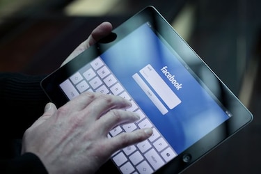Facebook recompensa a un marroquí con $7 mil 500  por detectar un fallo