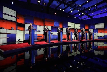 Aspirantes republicanos se burlan de Donald Trump
