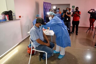 La OMS analiza tres escenarios de la pandemia para 2022