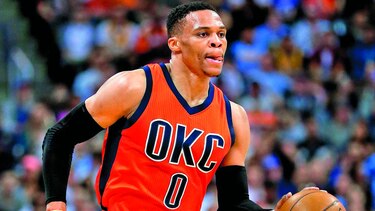 Westbrook eclipsa récord de triple-dobles