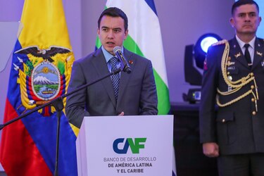 El presidente de Ecuador confirma viaje a Panamá para participar en Foro Económico de CAF