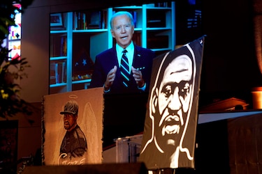 Tras el caso de George Floyd, Biden parece privilegiar una compañera de fórmula afroamericana
