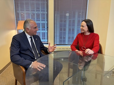 María Corina Machado y el hijo del sah se reúnen para tratar el futuro de Venezuela e Irán