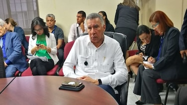 Alfredo Martiz invita a Acodeco y a Transparencia para que observen proceso de licitación de ambulancias