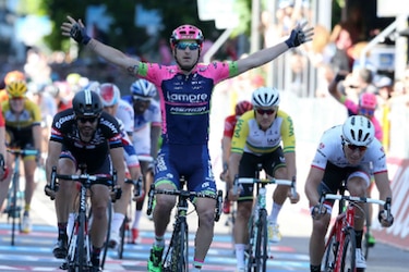 Modolo gana etapa del Giro y Contador no afloja