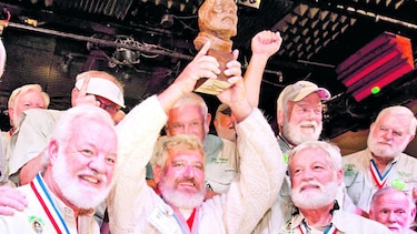 Realizan torneo de dobles de Hemingway