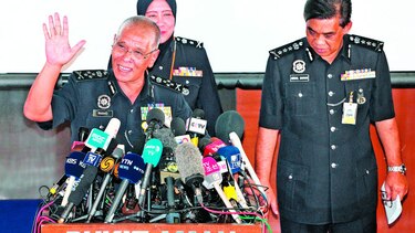Buscan a sospechosos del asesinato de Kim