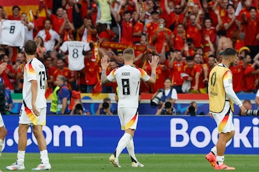 Mikel Merino mete a España en semifinales de la Eurocopa